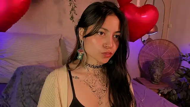 Snapshot of anne_dh chatting on February 15, 2026, 9:36 pm anne dh online show from February 15, 2026, 9:36 pm