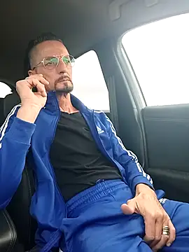 fabius720 online show from November 9, 2025, 9:46 am