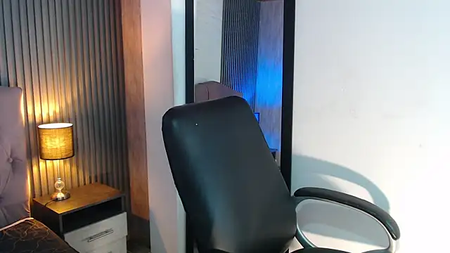 Bonnali lune online show from January 14, 2026, 3:54 am