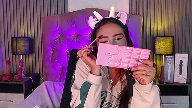 Bonnali lune online show from October 21, 2025, 10:31 pm