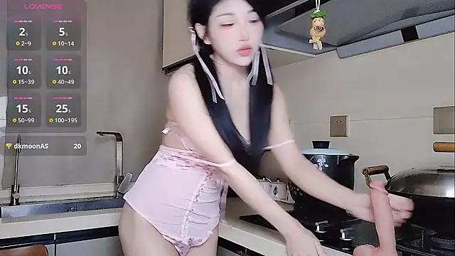 Snapshot of Coco--01 chatting on October 30, 2025, 12:42 am Coco--01 online show from October 30, 2025, 12:42 am