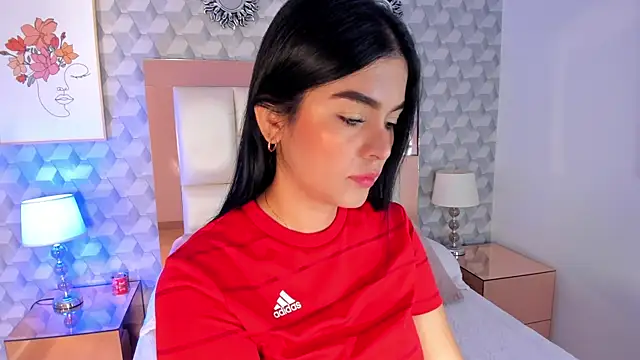 Sasha  sims   online show from November 26, 2025, 11:32 am