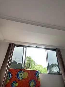 JuanitaMore01 online show from October 9, 2025, 8:20 pm