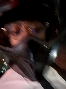 Snapshot of DarkHoneyy chatting on October 24, 2025, 1:15 am DarkHoneyy online show from October 24, 2025, 1:15 am