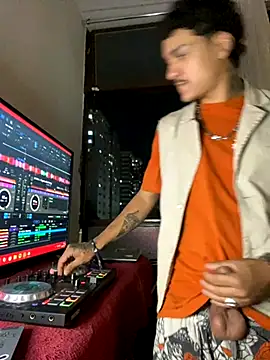 dinizdotado online show from October 8, 2025, 10:21 pm