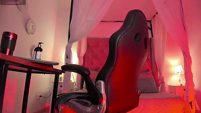 Demetria Ghoul online show from January 19, 2026, 12:09 pm