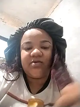 melcarioca1111 online show from October 19, 2025, 5:05 pm