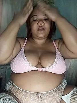 melcarioca1111 online show from July 14, 2026, 2:49 am