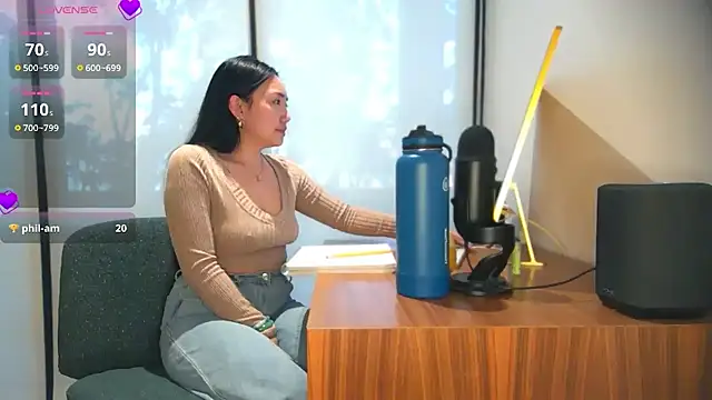 Snapshot of yuzhara chatting on November 14, 2025, 1:37 pm yuzhara online show from November 14, 2025, 1:37 pm