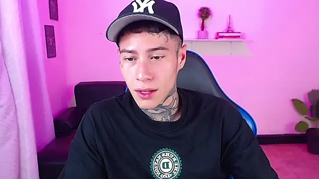 Snapshot of setthomas chatting on January 5, 2026, 9:07 pm setthomas online show from January 5, 2026, 9:07 pm