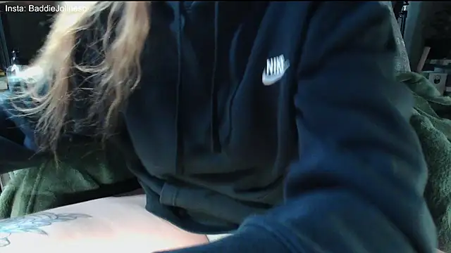 Snapshot of BaddieJoline chatting on October 23, 2025, 5:33 pm BaddieJoline online show from October 23, 2025, 5:33 pm