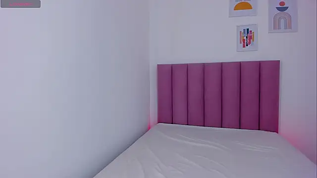 Snapshot of Tina_curly chatting on February 27, 2026, 11:32 am Tina curly online show from February 27, 2026, 11:32 am