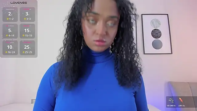 Snapshot of Tina_curly chatting on January 7, 2026, 7:19 pm Tina curly online show from January 7, 2026, 7:19 pm