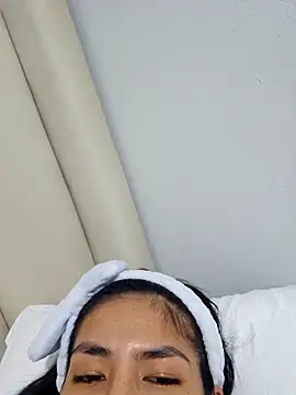 Snapshot of Miss_Pompitas23 chatting on December 20, 2025, 4:48 am Miss Pompitas23 online show from December 20, 2025, 4:48 am