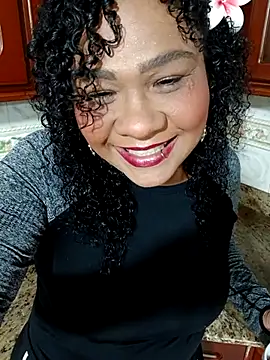 Snapshot of Kymy_marquez chatting on October 29, 2025, 9:03 pm Kymy marquez online show from October 29, 2025, 9:03 pm