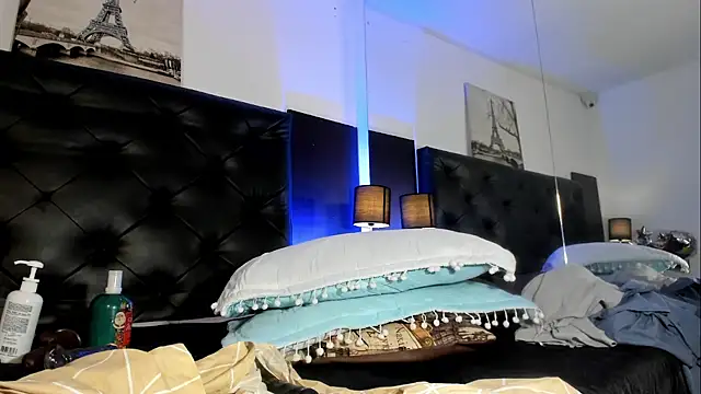 Kymy marquez online show from March 1, 2026, 7:25 pm