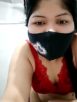 Snapshot of Nusrat-N chatting on October 20, 2025, 1:51 am Nusrat-N online show from October 20, 2025, 1:51 am