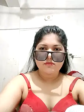 Snapshot of Nusrat-N chatting on September 26, 2025, 2:13 pm Nusrat-N online show from September 26, 2025, 2:13 pm