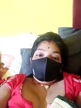 Snapshot of Samiya-143 chatting on February 17, 2026, 10:51 pm Samiya-143 online show from February 17, 2026, 10:51 pm