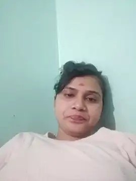 Snapshot of Kavya-Tiwari chatting on April 13, 2026, 5:17 pm Kavya-Tiwari online show from April 13, 2026, 5:17 pm