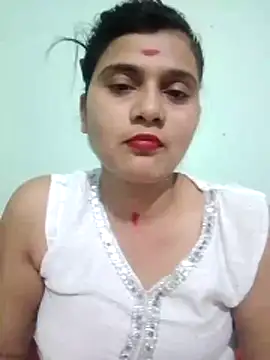 Snapshot of Kavya-Tiwari chatting on May 18, 2026, 5:29 pm Kavya-Tiwari online show from May 18, 2026, 5:29 pm