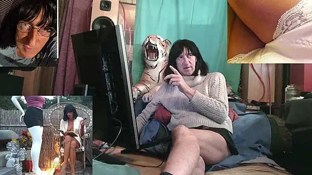 Snapshot of SissiDomination chatting on February 13, 2026, 7:25 pm SissiDomination online show from February 13, 2026, 7:25 pm