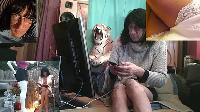 Snapshot of SissiDomination chatting on February 12, 2026, 5:56 pm SissiDomination online show from February 12, 2026, 5:56 pm