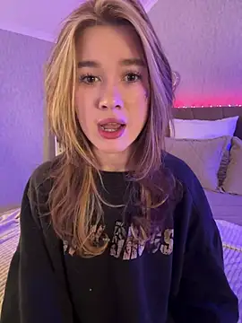 Marryme- online show from March 18, 2026, 1:35 pm