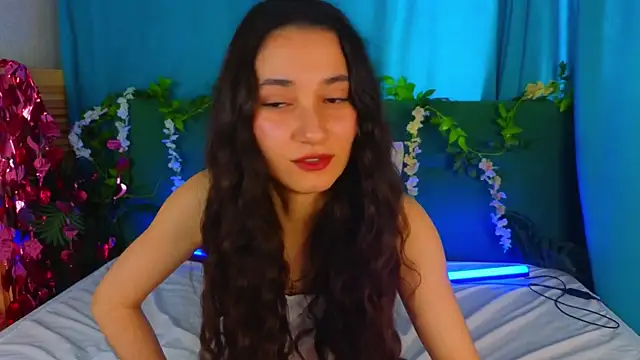 BettyMaldonado online show from March 4, 2026, 6:21 am