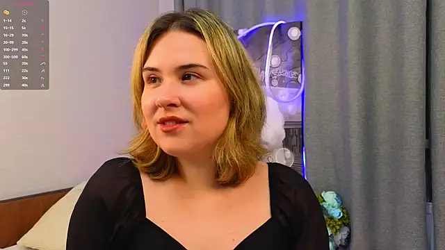 Snapshot of ElizabethDixon chatting on September 27, 2025, 8:04 pm ElizabethDixon online show from September 27, 2025, 8:04 pm