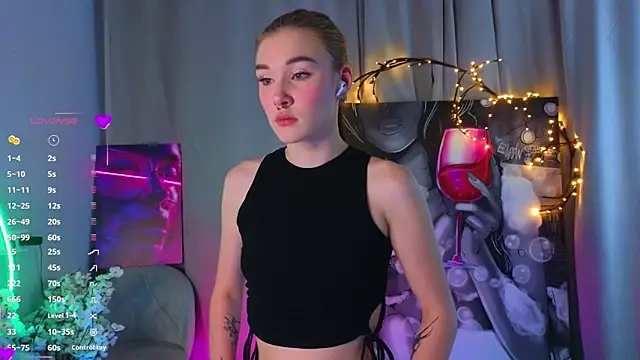 JenniferSullivan online show from February 12, 2026, 10:53 pm