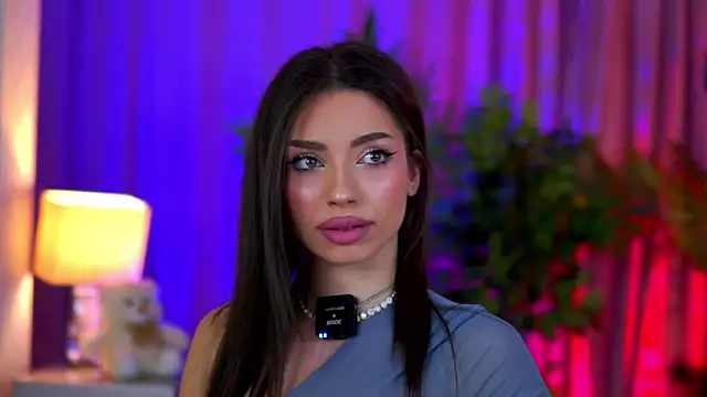 Snapshot of LalaRoze chatting on February 19, 2026, 7:33 pm LalaRoze online show from February 19, 2026, 7:33 pm