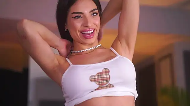 Snapshot of LalaRoze chatting on December 15, 2025, 7:52 pm LalaRoze online show from December 15, 2025, 7:52 pm