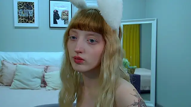 MistyMarlo online show from April 4, 2026, 6:47 pm