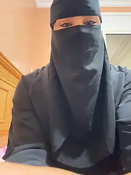  Laiali  online show from September 27, 2025, 11:38 am