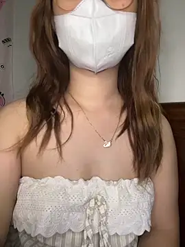 Meowyeuk6 online show from September 21, 2025, 4:06 am