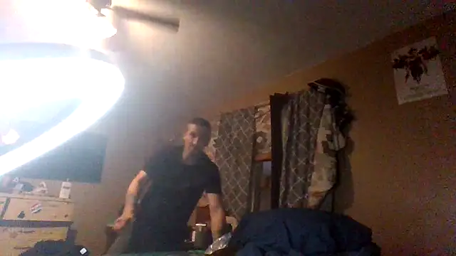 Snapshot of flavi1996 chatting on October 24, 2025, 1:43 pm flavi1996 online show from October 24, 2025, 1:43 pm