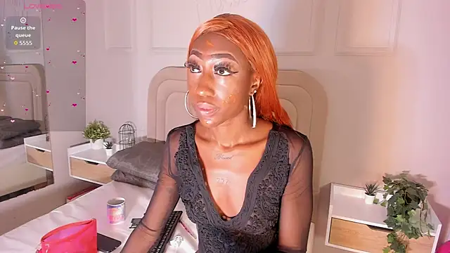 Anamonrroe online show from September 18, 2025, 1:58 pm