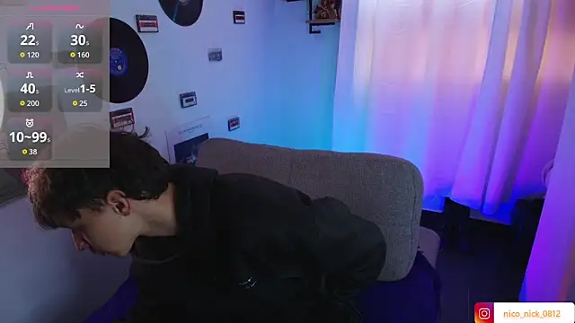 Snapshot of Nick_Bangover_ chatting on September 30, 2025, 6:47 pm Nick Bangover online show from September 30, 2025, 6:47 pm