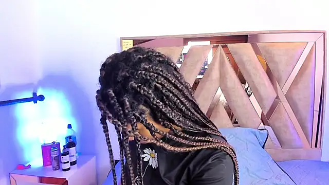 Katy ortiiz online show from December 5, 2025, 11:42 am