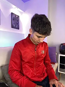 AdrianRinaldi online show from September 17, 2025, 8:44 pm