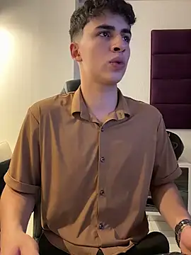 AdrianRinaldi online show from January 31, 2026, 8:18 pm