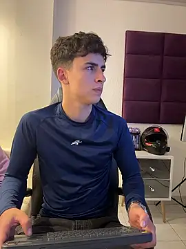 AdrianRinaldi online show from January 8, 2026, 8:04 pm