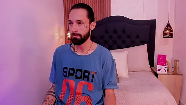 Hisoka 011 online show from April 16, 2026, 7:36 pm