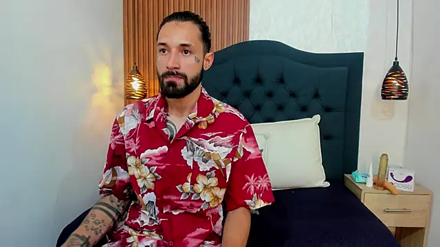 Snapshot of Hisoka_011 chatting on February 11, 2026, 7:36 pm Hisoka 011 online show from February 11, 2026, 7:36 pm