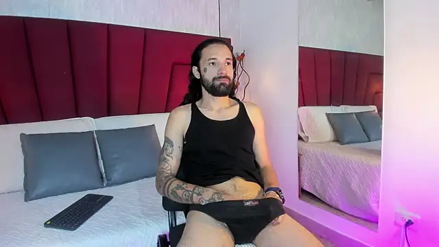 Snapshot of Hisoka_011 chatting on November 23, 2025, 1:21 pm Hisoka 011 online show from November 23, 2025, 1:21 pm