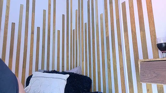 Jennifer Vega1 online show from February 25, 2026, 8:52 pm