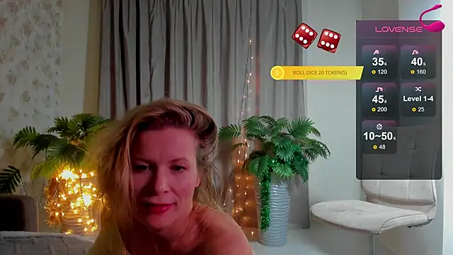 Julia Giulia online show from March 8, 2026, 12:16 am