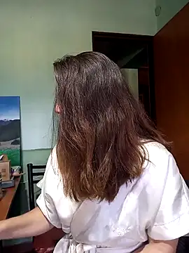 Merida2276 online show from October 30, 2025, 12:47 pm