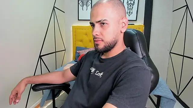 Snapshot of Marcus_Soler chatting on February 19, 2026, 1:41 pm Marcus Soler online show from February 19, 2026, 1:41 pm